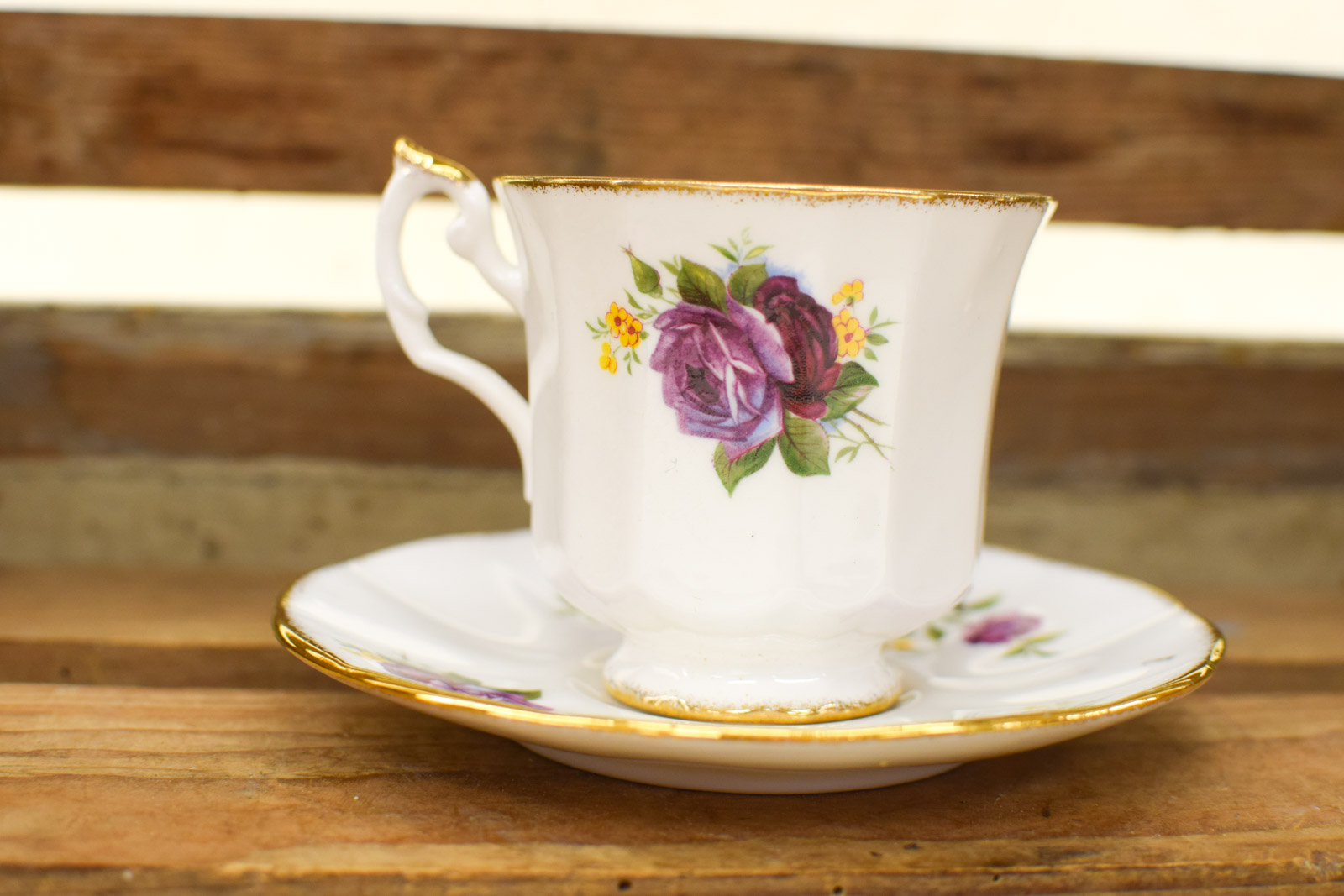 Alternative view of Clare porseleinen kop en schoteltje  49610