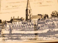 Alternative view of Wandtegel in houten lijstje prent van Het Dorp Baarn 49618