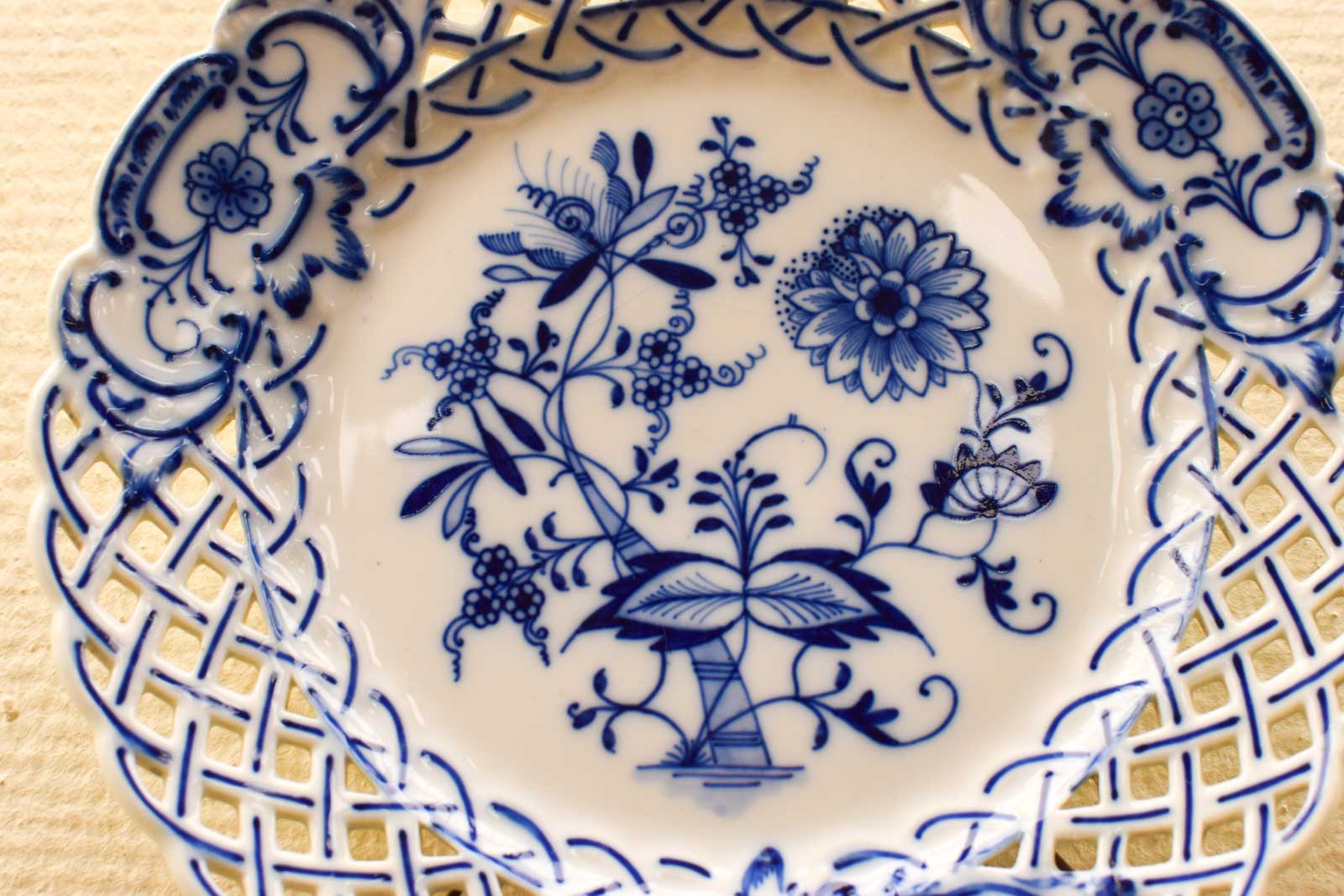 Alternative view of Porseleinen Wandbord  49636