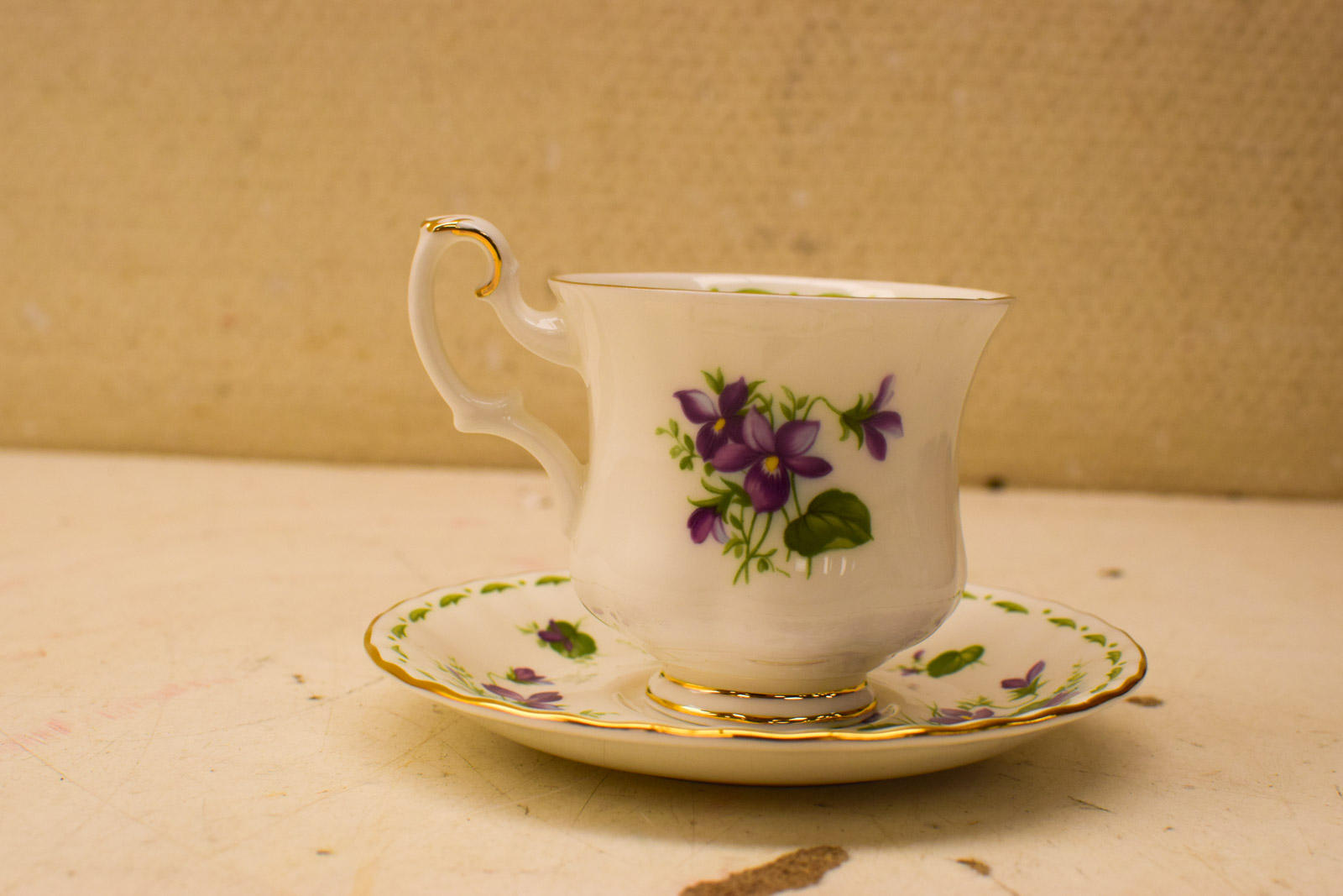 Alternative view of Royal albert porseleinen kop en schotel  49645