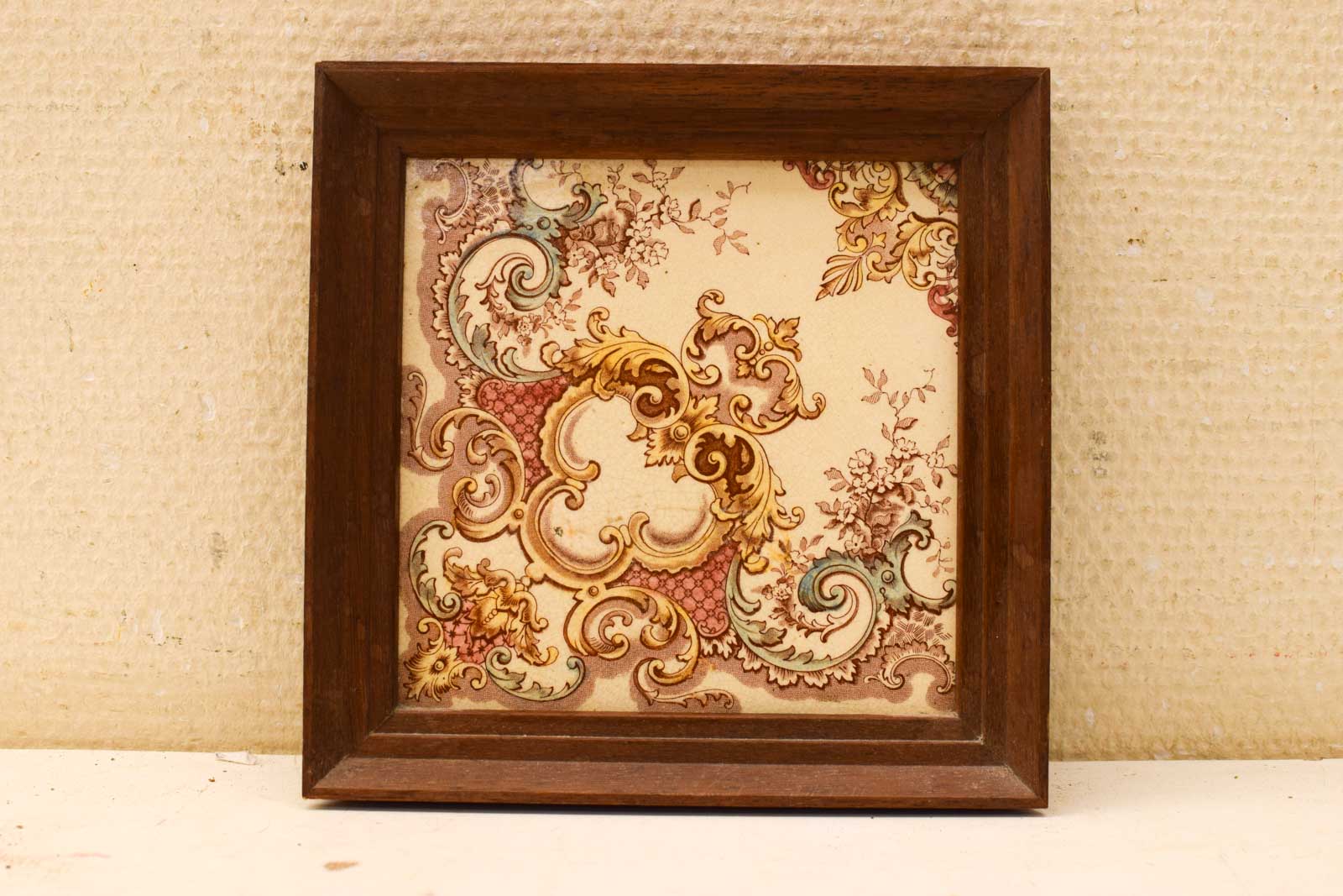 Wandtegel in houten lijstje 49675