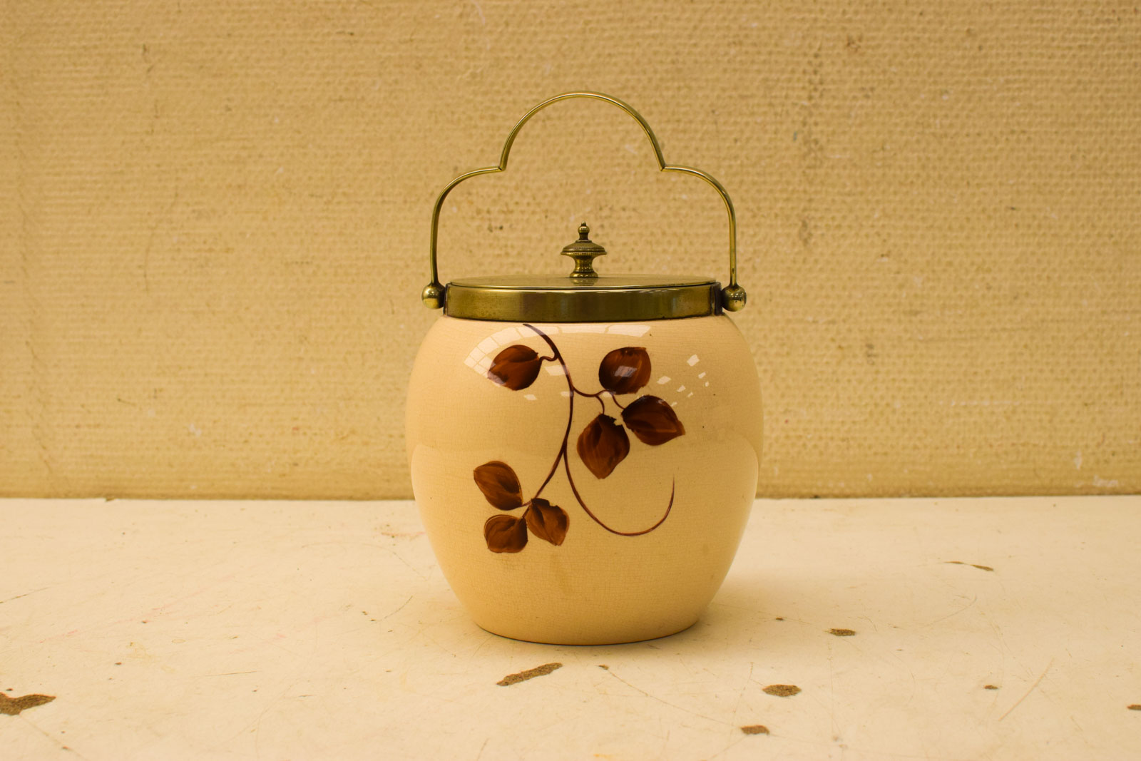 Alternative view of Porseleinen koekjespot  49676