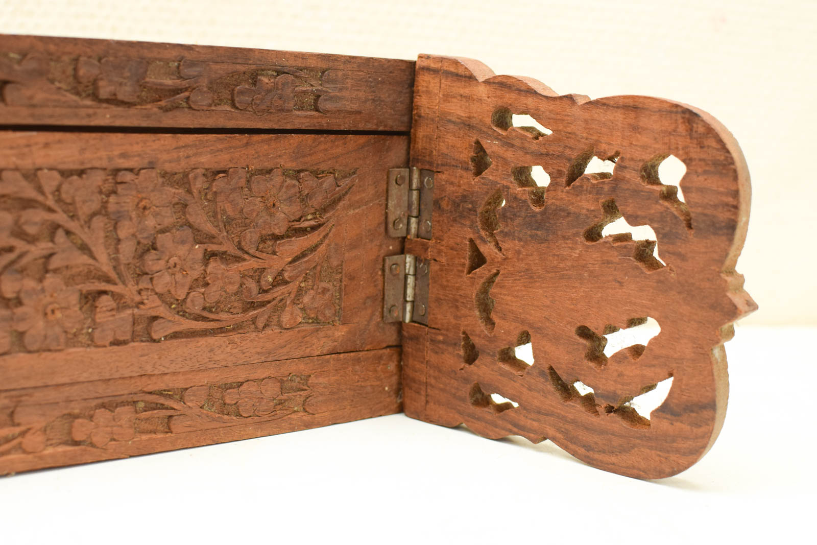 Alternative view of Vintage Houten Boekhouder/ boekensteun  49719