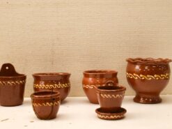 Alternative view of 16 stuks Fries Aardewerk potten 49748