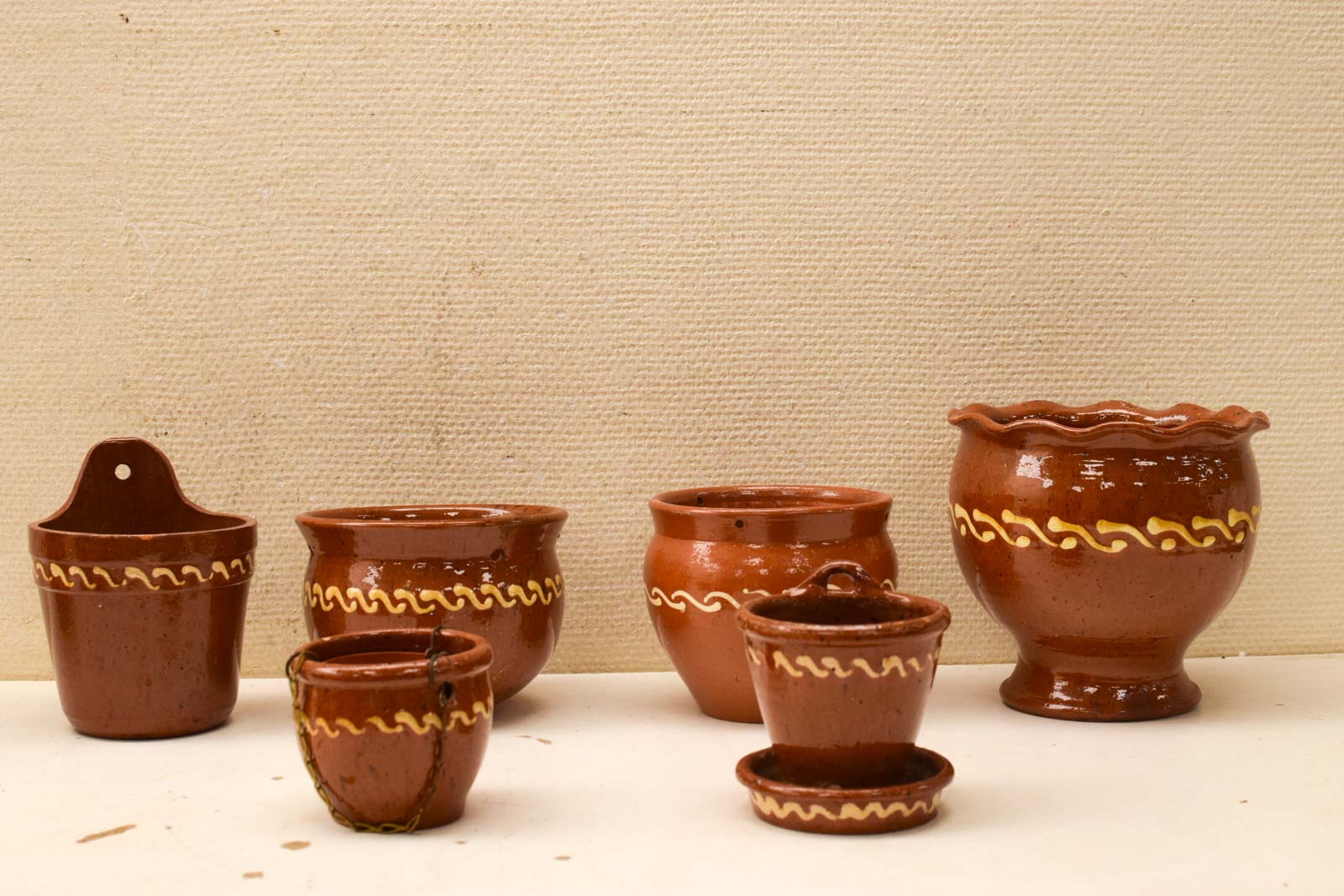 Alternative view of 16 stuks Fries Aardewerk potten  49748