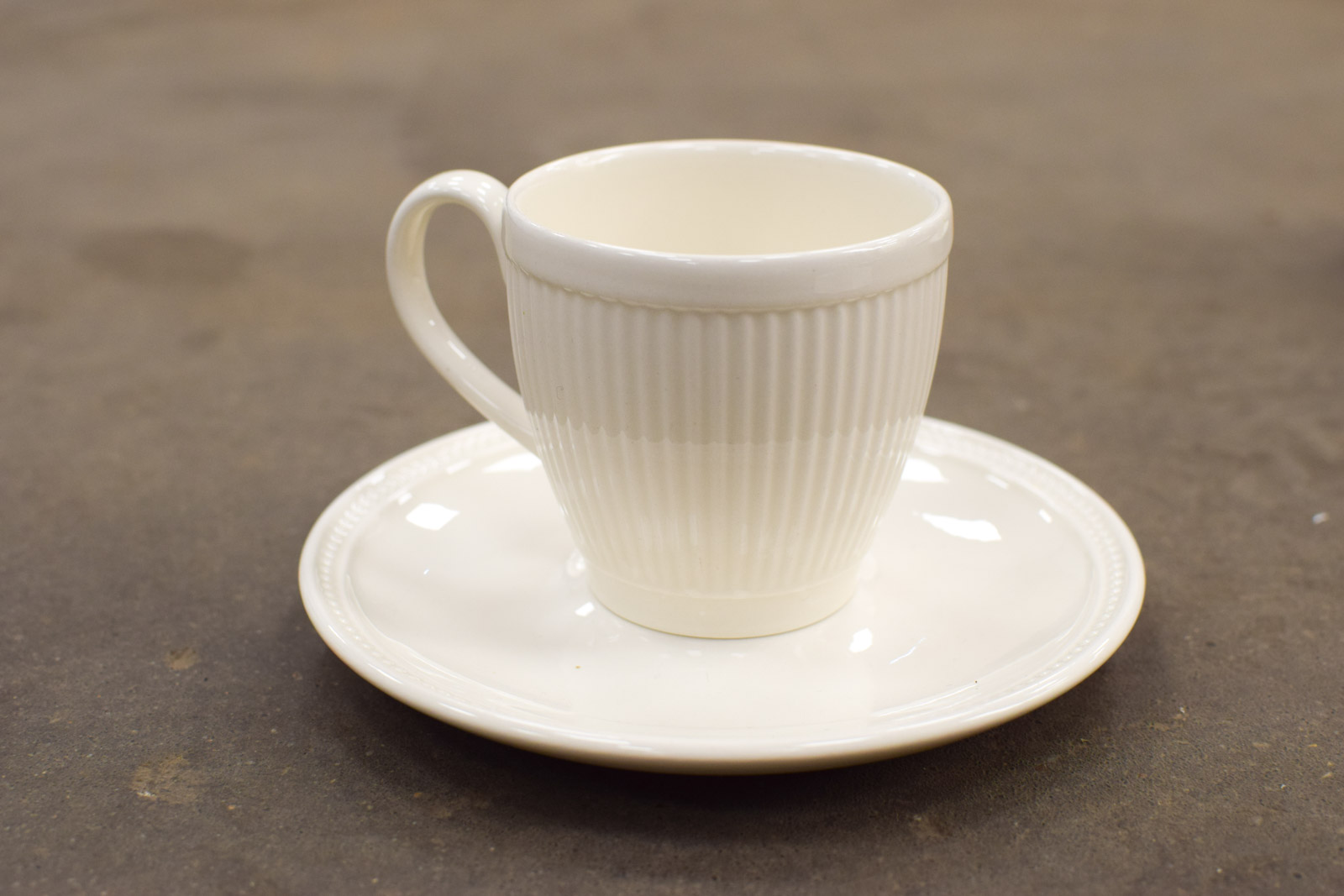 Alternative view of 12 de llp Wedgwood Windsor porseleinen kop en schotel  49758