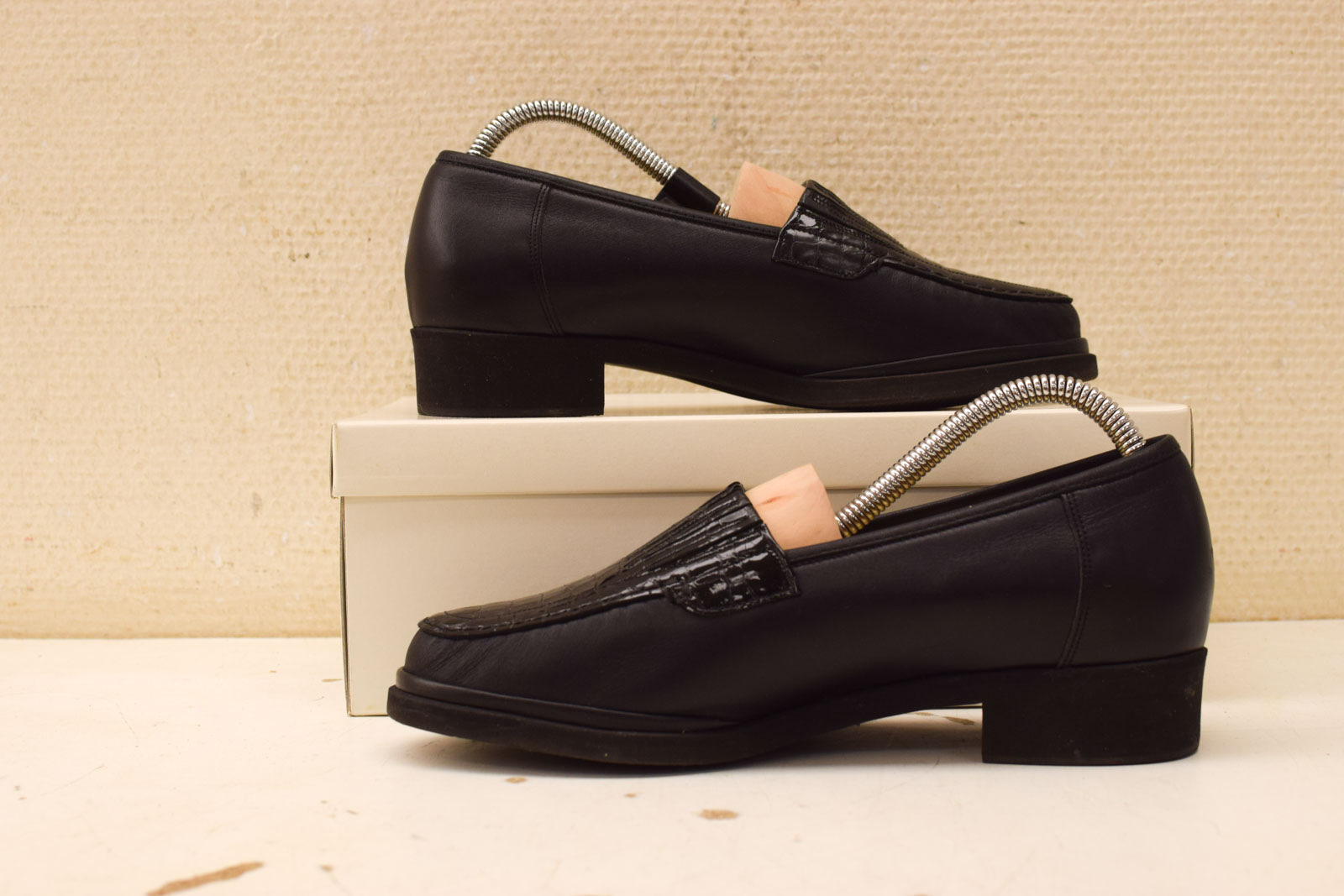 Alternative view of Van Wezel instappers  49762