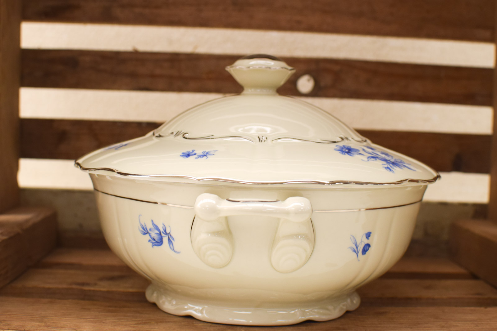 Alternative view of JGZ H handelsmerk  porseleinen Afdekschaal  49798