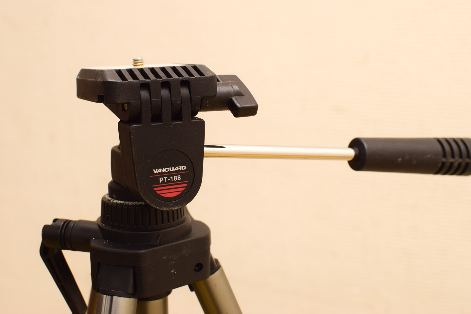 Alternative view of Vanguard pt-188 Statief 49806