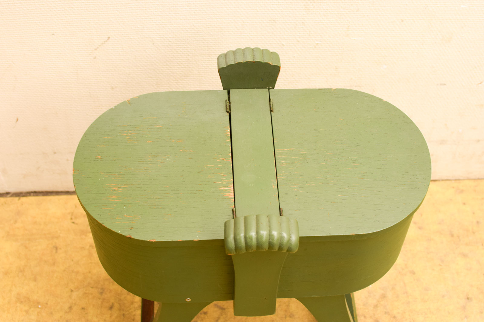 Alternative view of Houten Bijzettafel/Naaidoos 49829