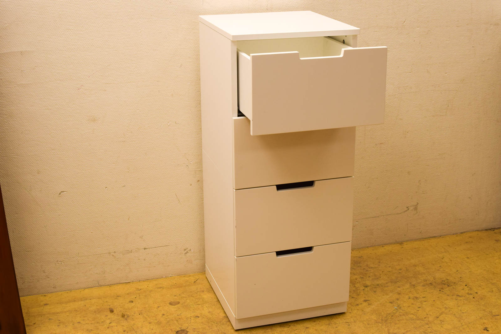 Alternative view of Witte ladekast  49864