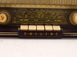 Alternative view of Philips Radio 49875