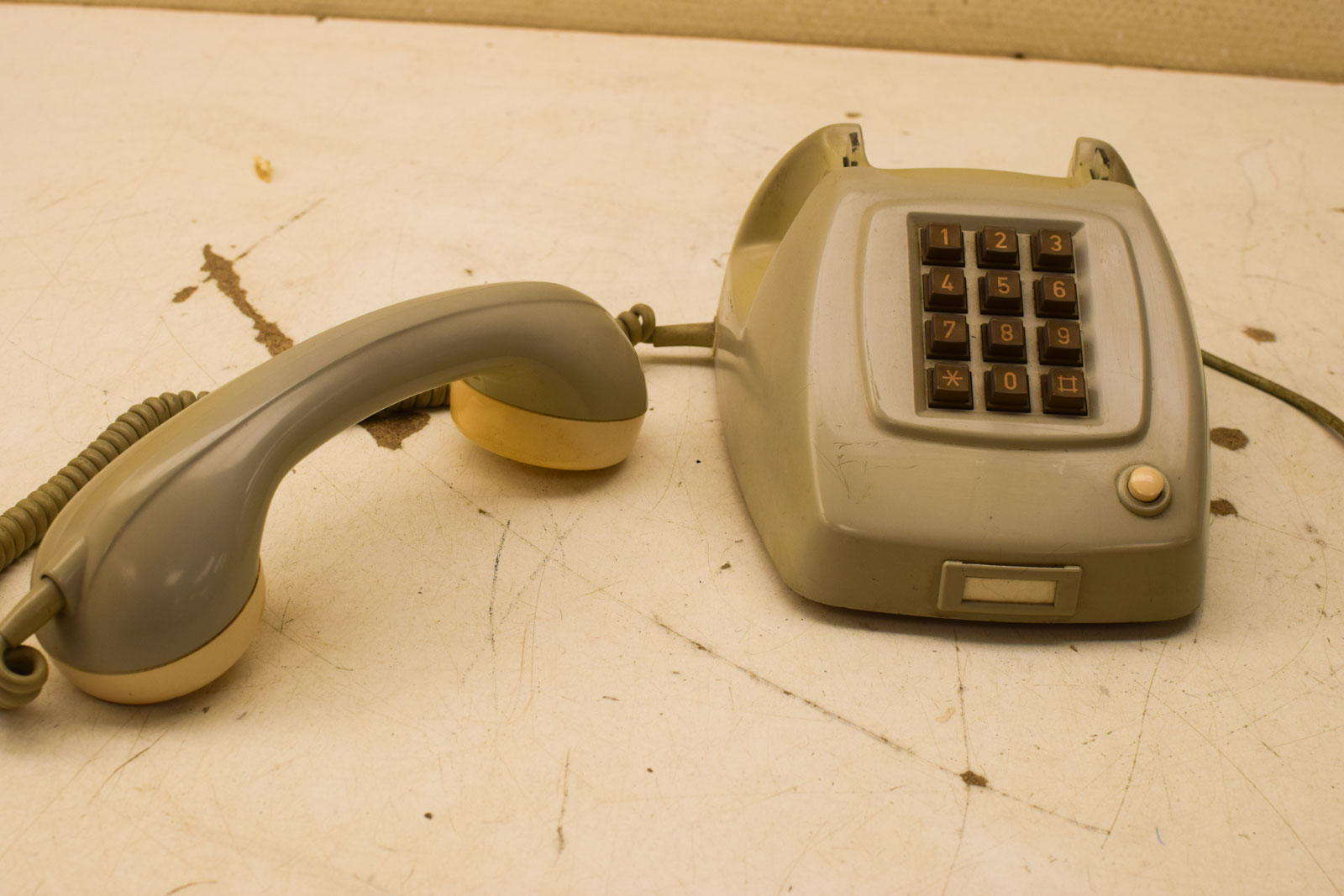 Alternative view of PTT Druktoetstelefoon  49921