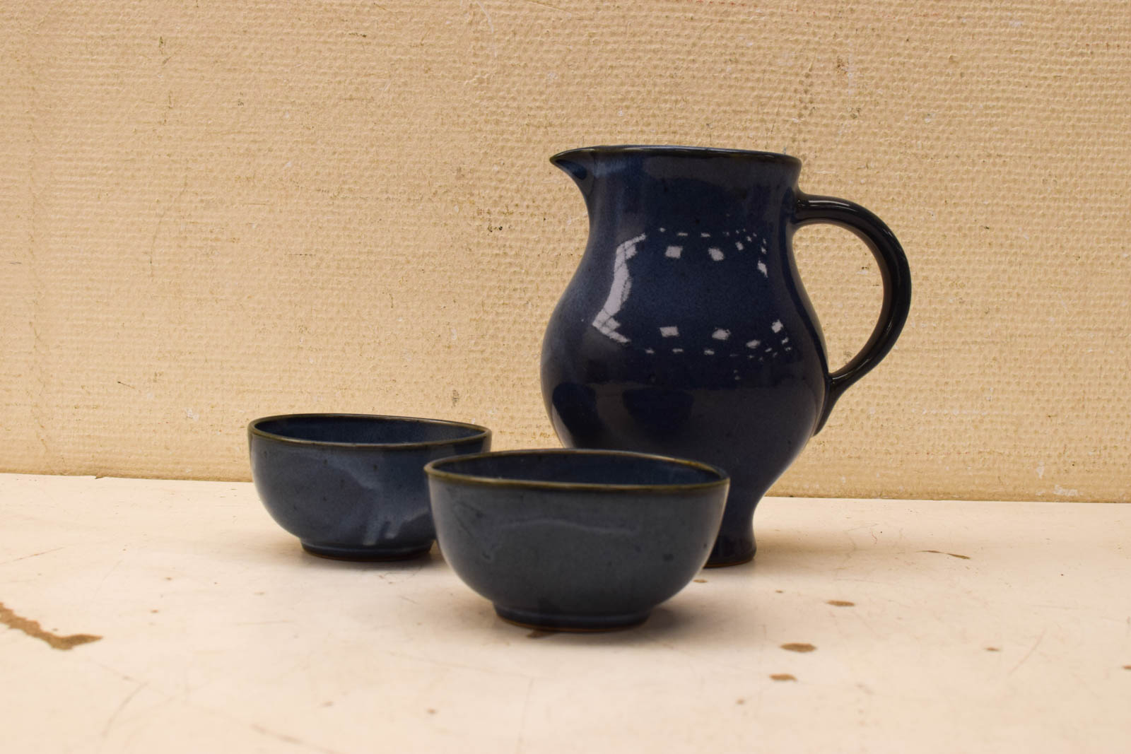 3 delig   Porseleinen kan met 2 schaaltjes  49929