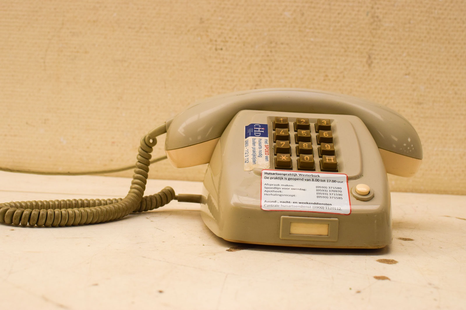 Vintage PTT druktoetstelefoon  49935