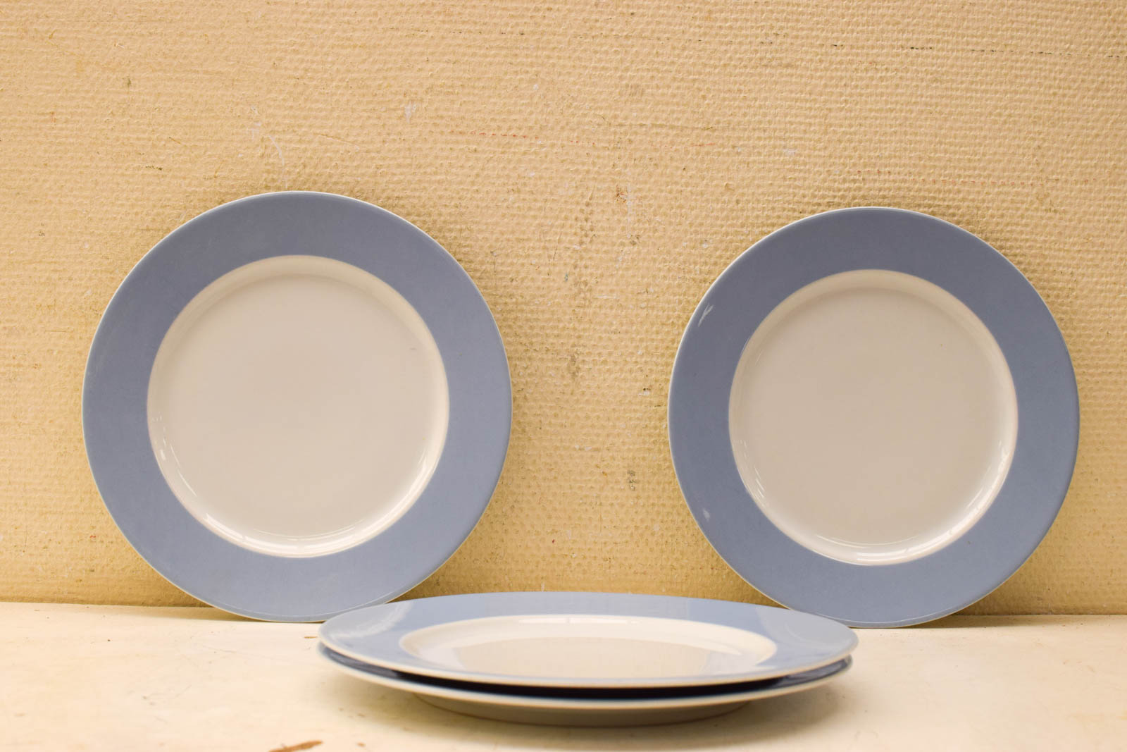 4 stuks porseleinen borden   49988