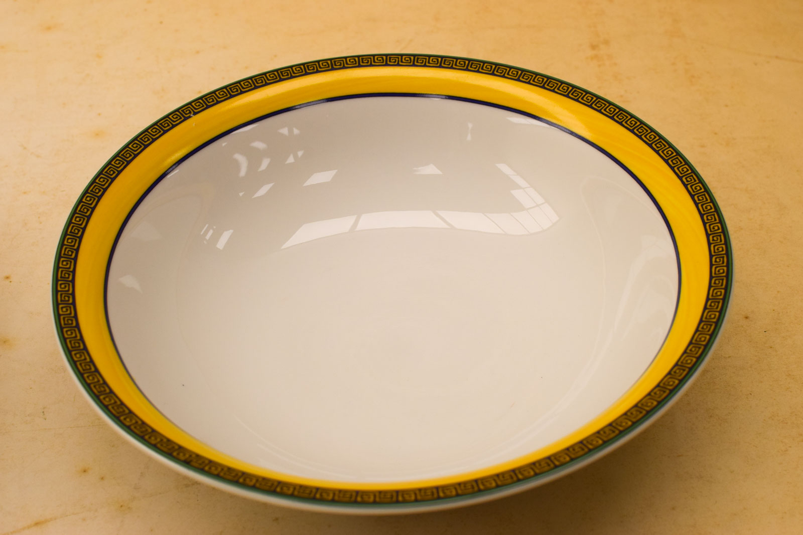 Alternative view of 2 stuks Athena Regensburg porseleinen schalen  50016