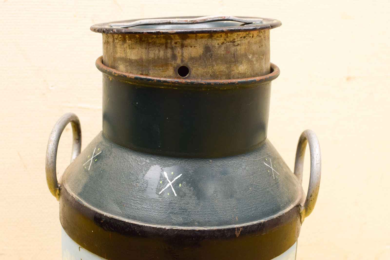 Alternative view of Beschilderde Melkbus  50074