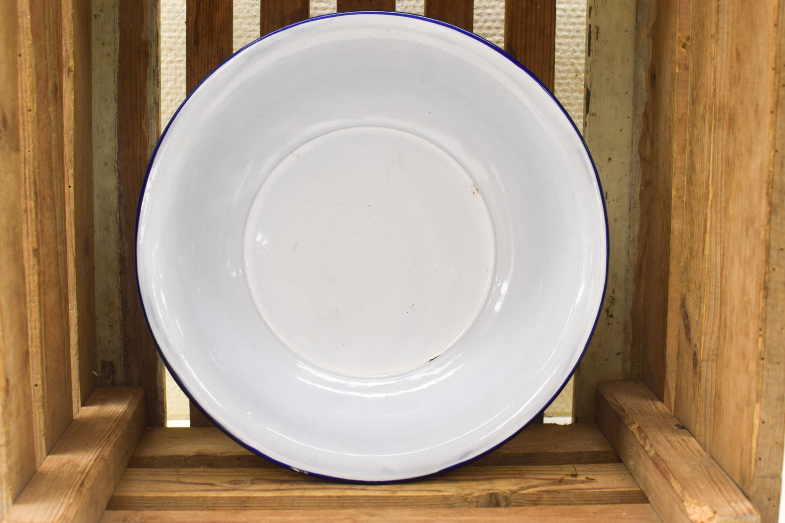 Alternative view of Emaille schaal 50081