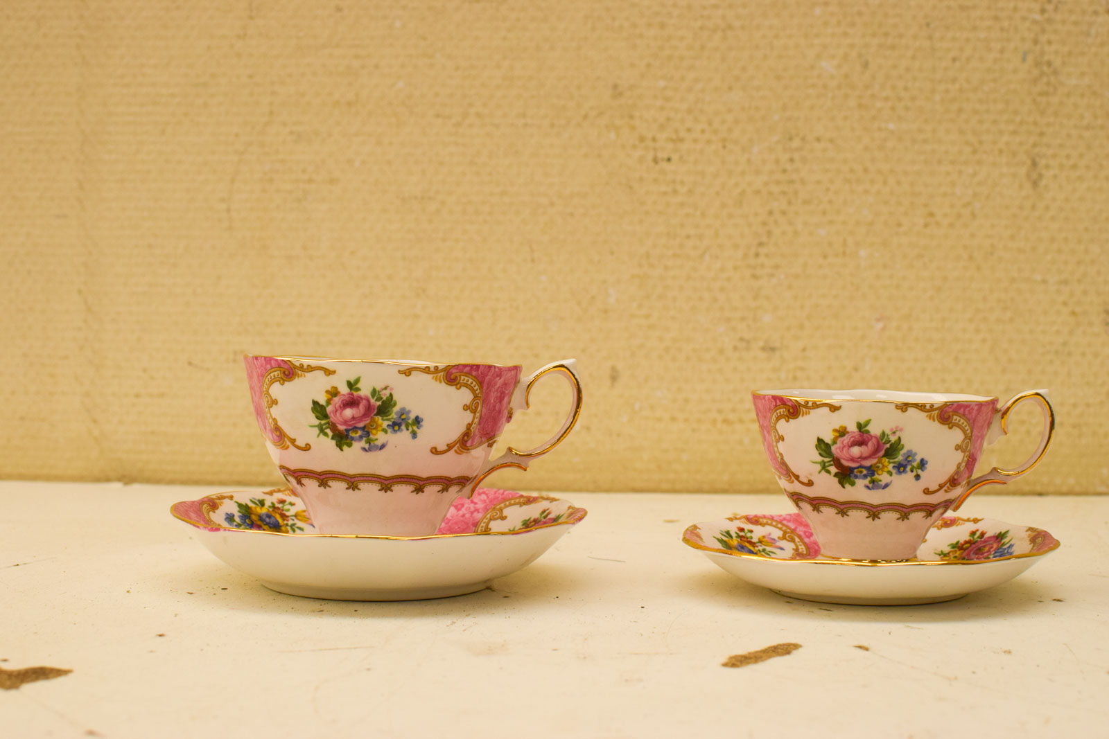 4 delig  Royal Albert Porseleinen kop en schotel 50097