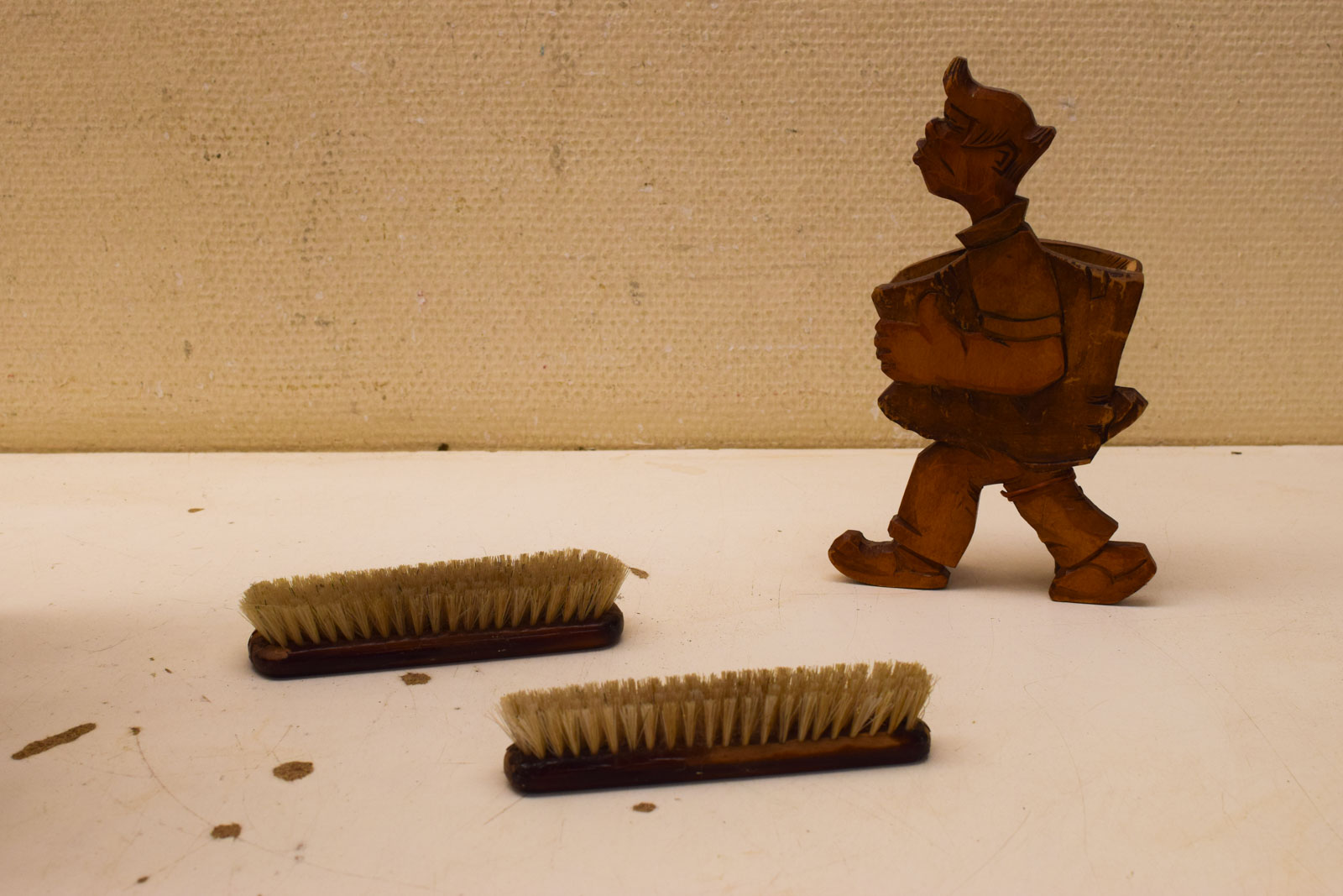 Alternative view of Houten stander borstelset  50149