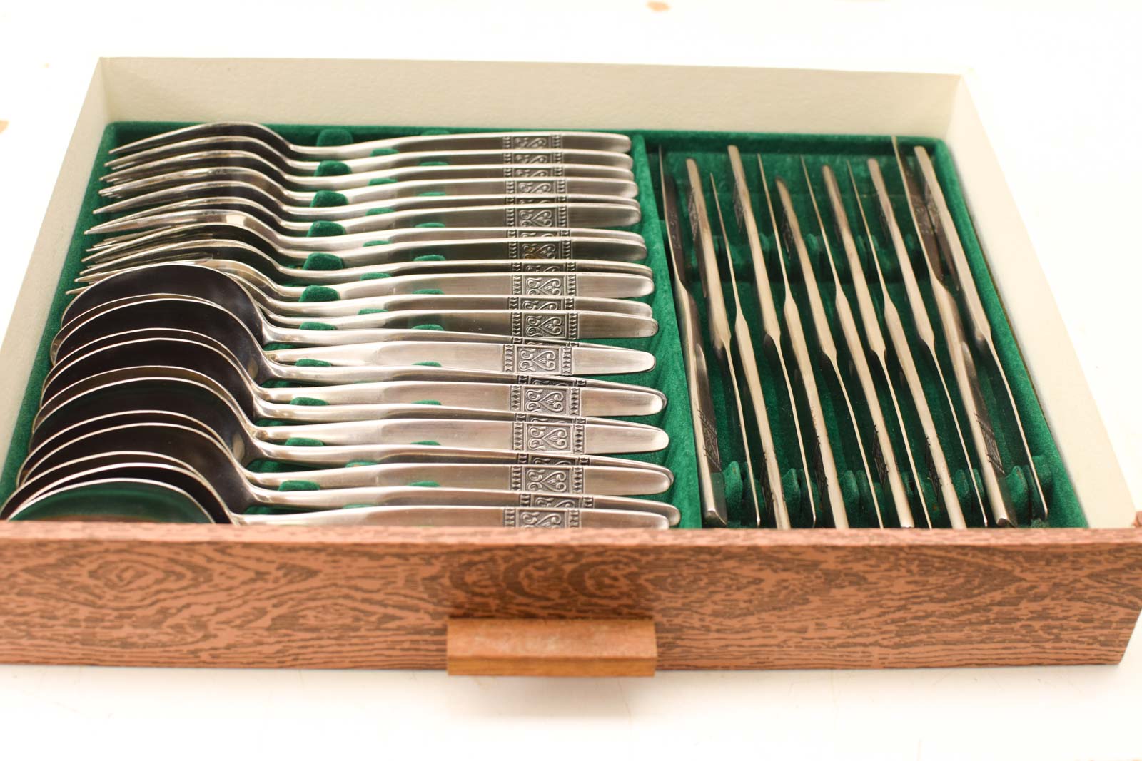 Alternative view of 12 delige Sorya Rostfrei bestek in lade box  50160