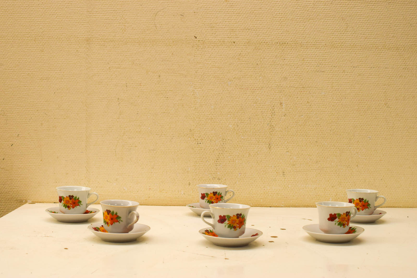 12 delig porseleinen kop en schotels 50208