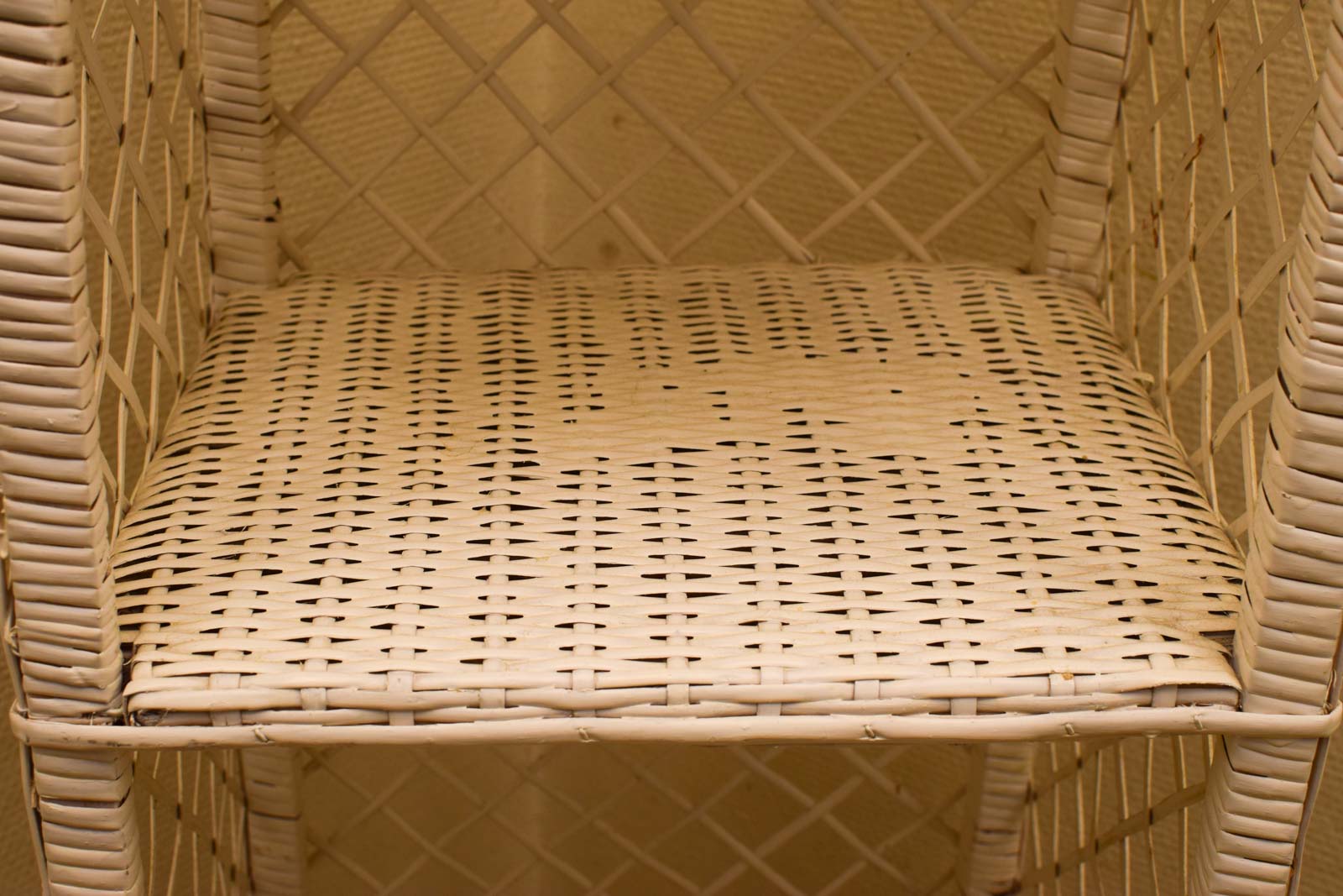 Alternative view of Rotan kastje  50214