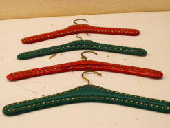 Alternative view of 4 stuks vintage Kapstokken 50234