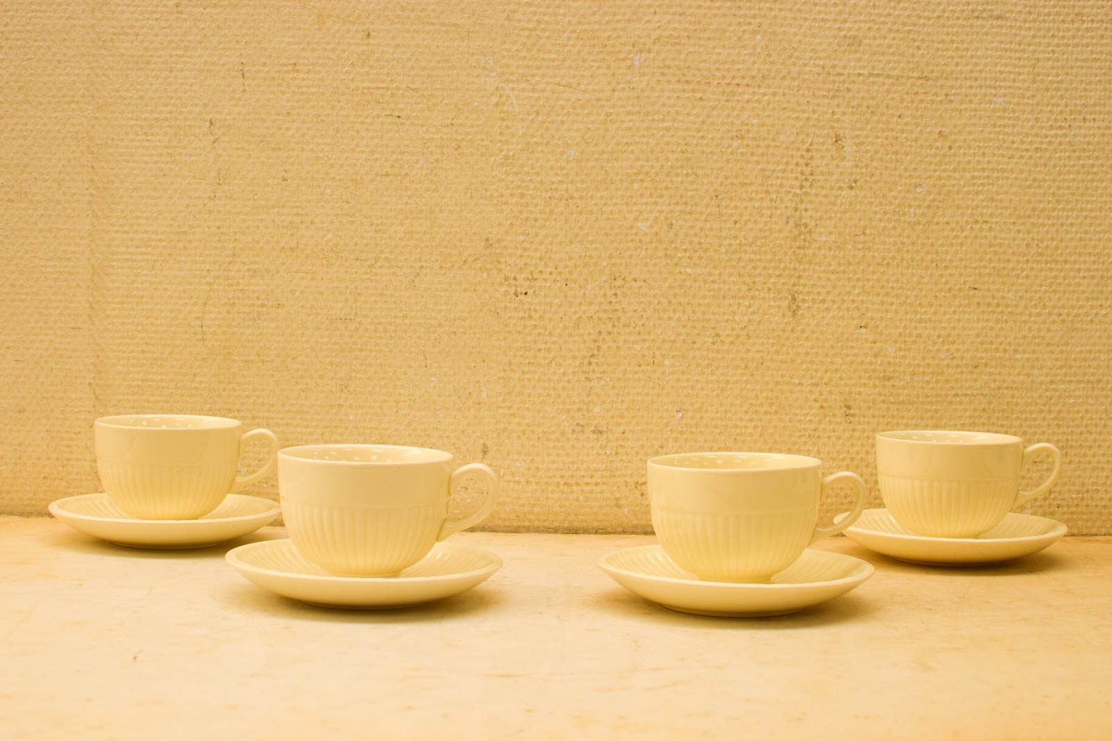 8 delig Wedgwood porseleinen kop en schotel  50275