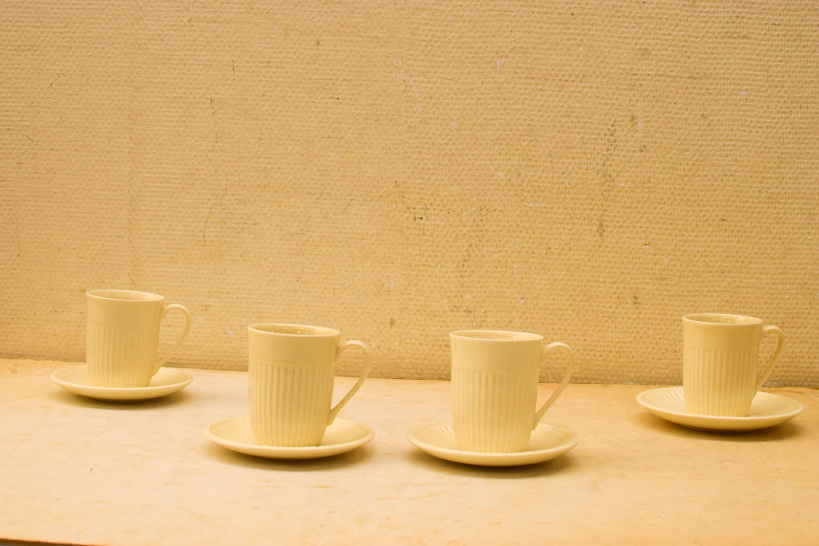 8 delig Wedgwood porseleinen kop en schotels 50279