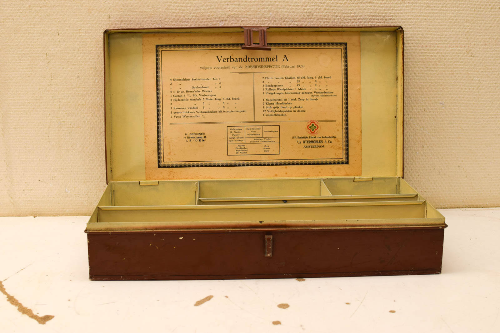 Alternative view of Metalen Verbanddoos  30334