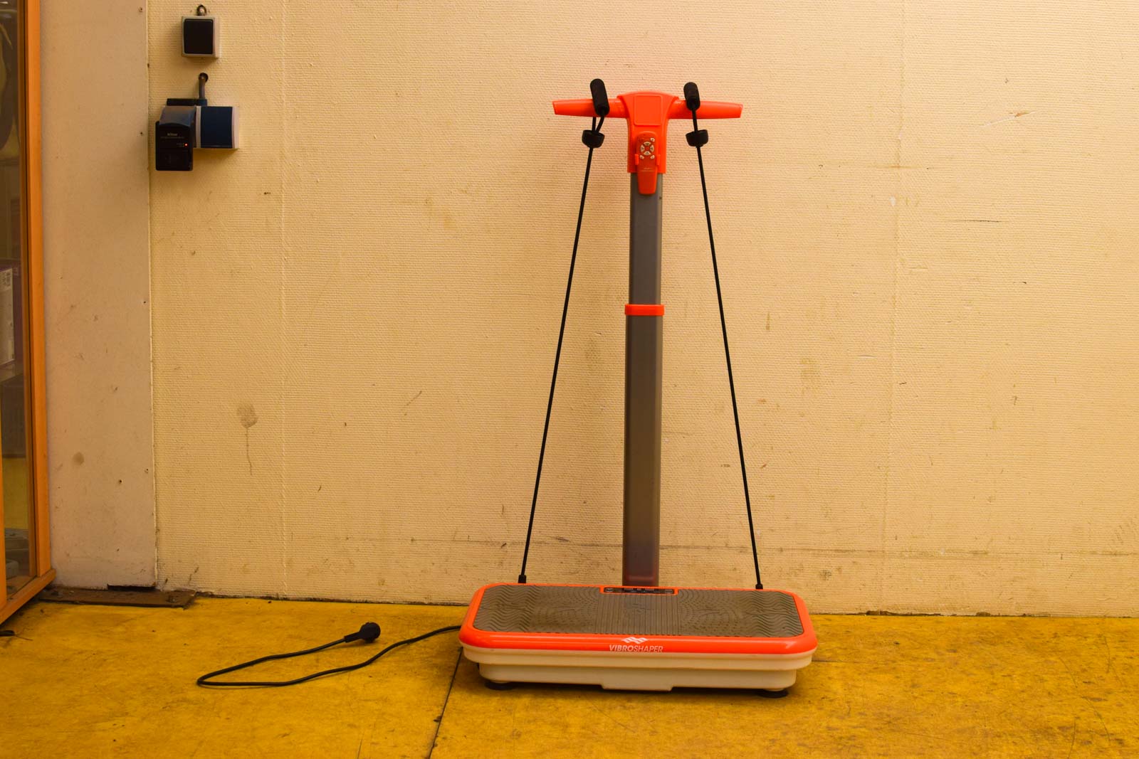 Vibro Shape Trilplaat met handvat  30335