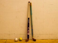 2 stuks Hockeystick met 2 ballen en een draagzak 30387