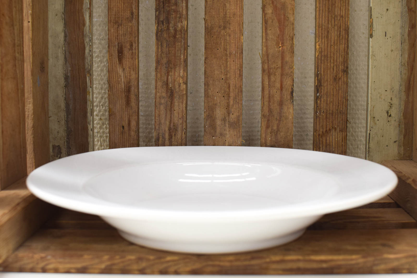 3 stuks grote witte diepe borden  50299