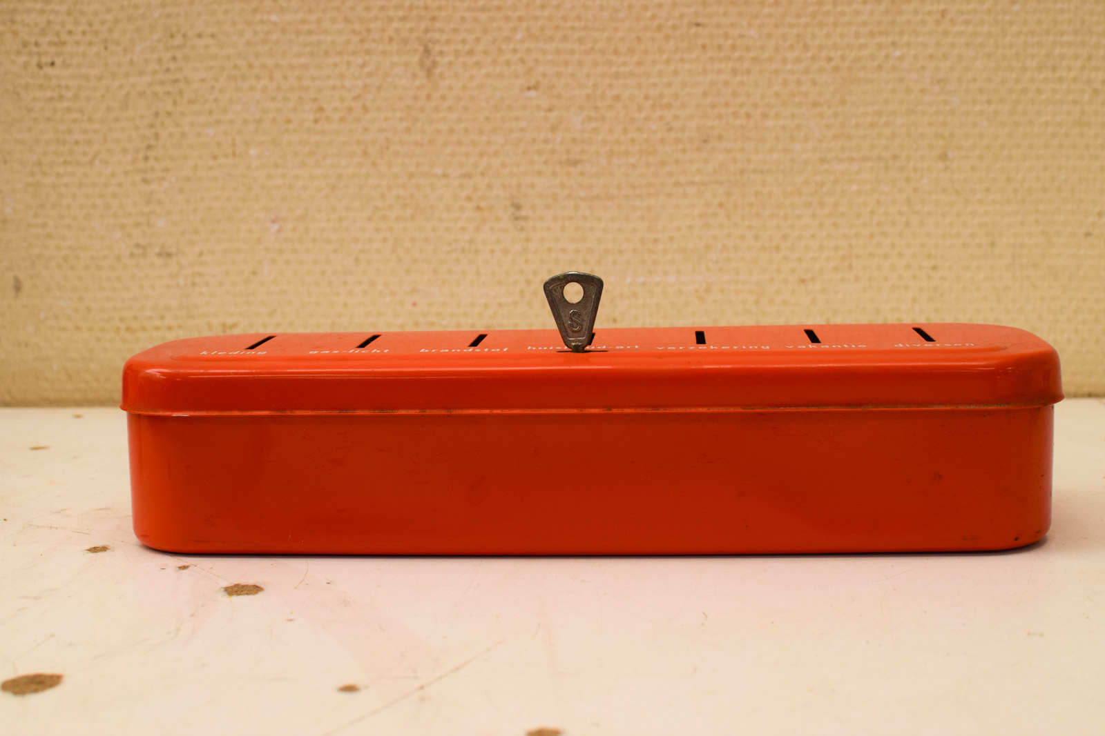 Alternative view of Huishoudgeldkistje  50301