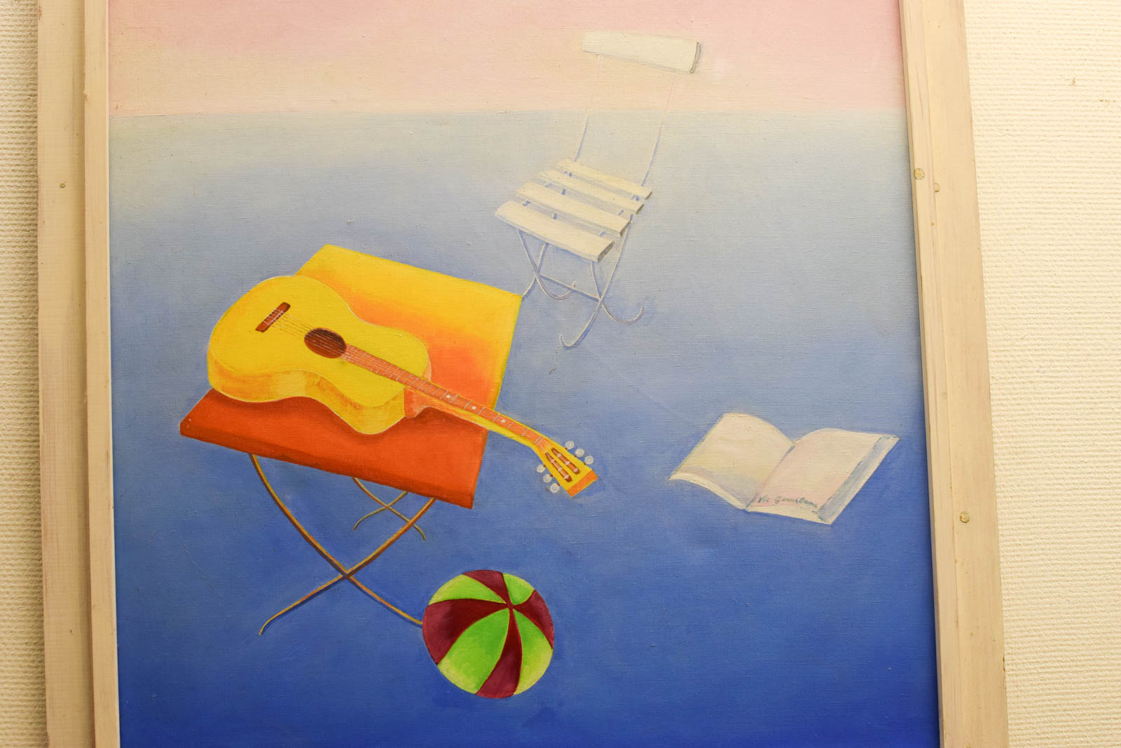 schilderij van  een stoel en  spulletjes  50311