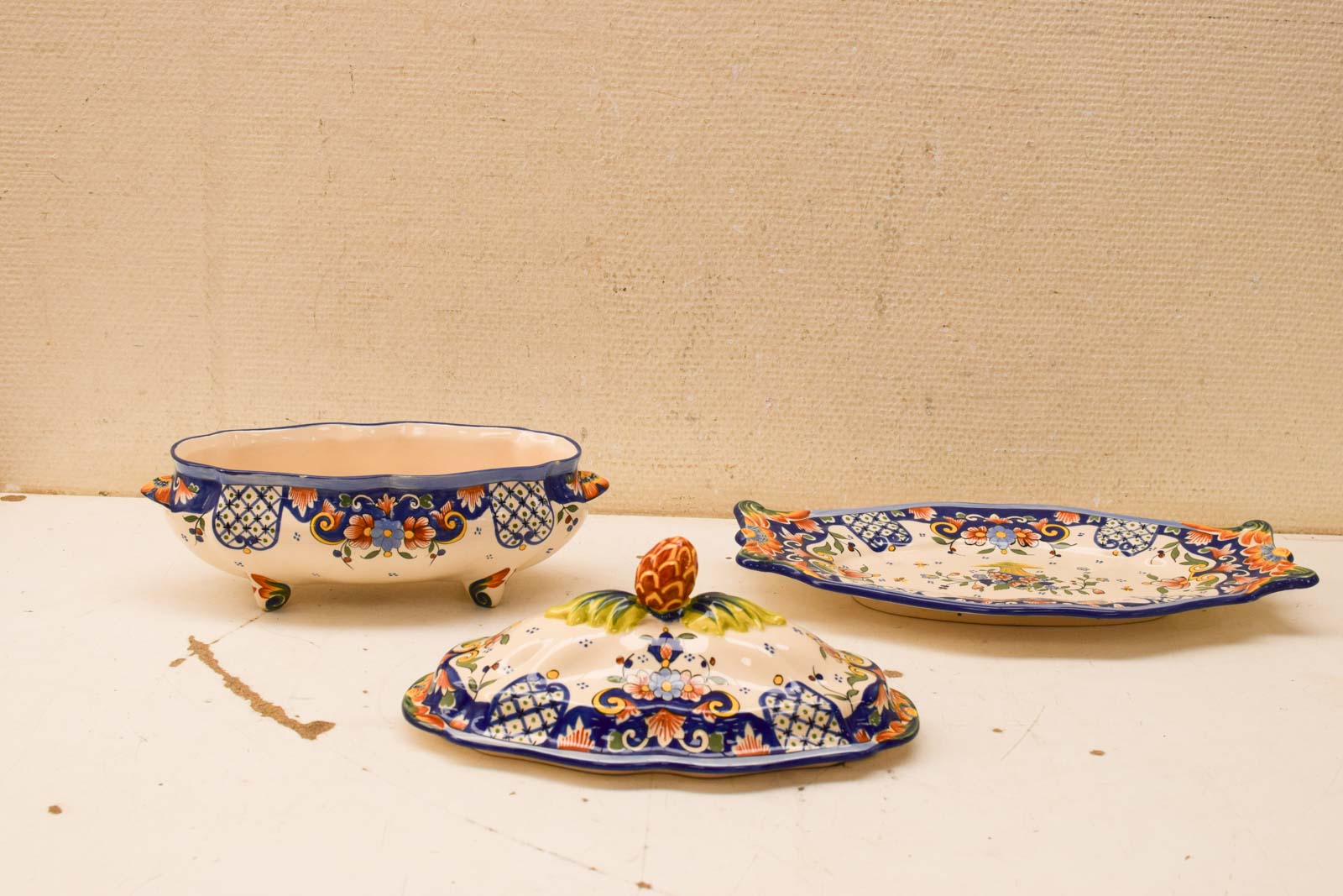 Alternative view of 3 delige Vieux Rouen France porseleinen soepterrine met porseleinen schaal 50402