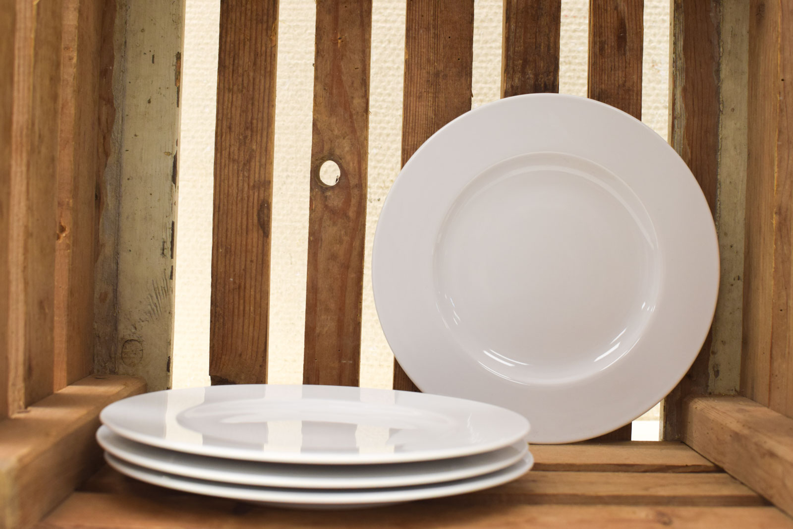 4 stuks platte borden  50429