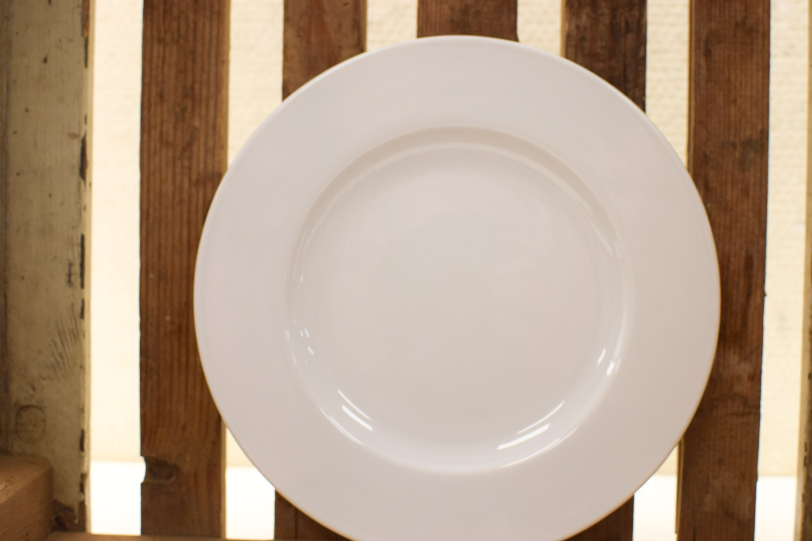 Alternative view of 4 stuks platte borden  50429