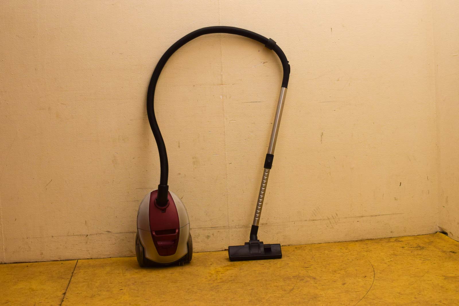 Alternative view of Watshome stofzuiger  50466