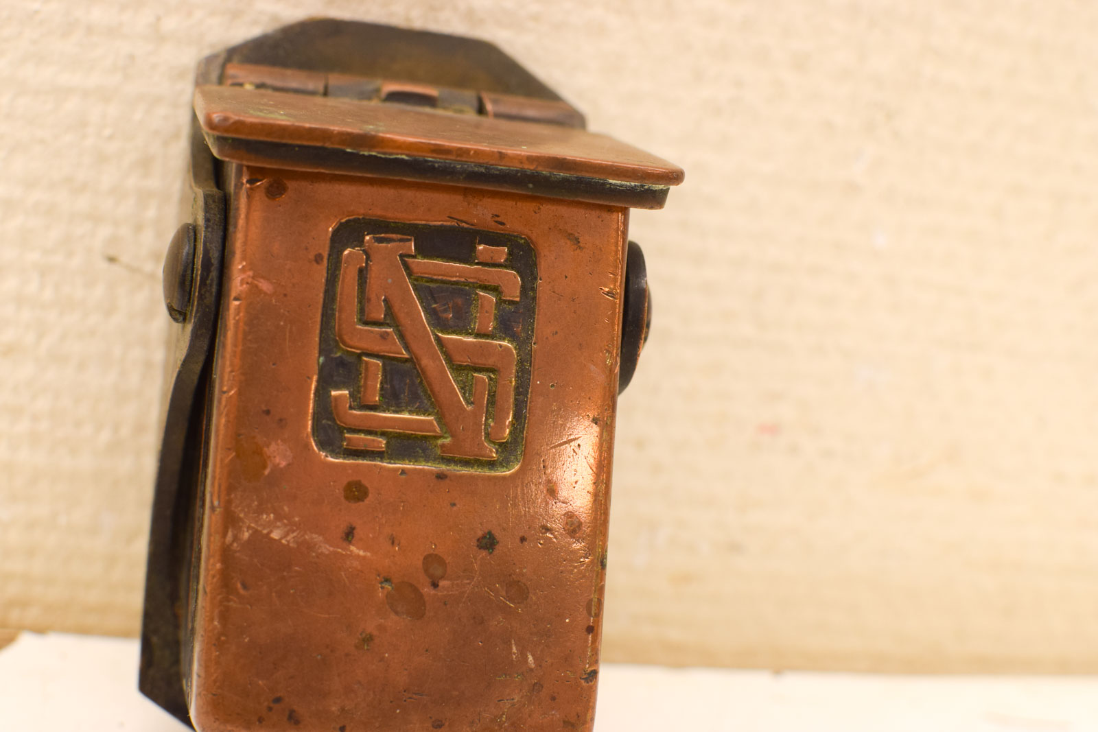 Alternative view of Messing   NS Asbak met Ns logo  50489