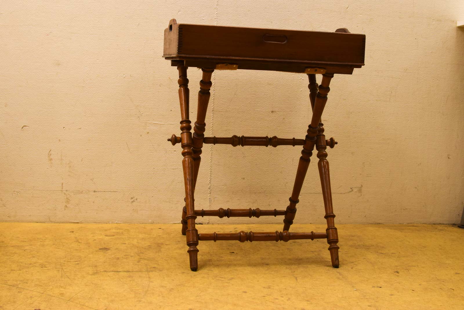 Houten inklapbare Butler / bijzettafel  50571