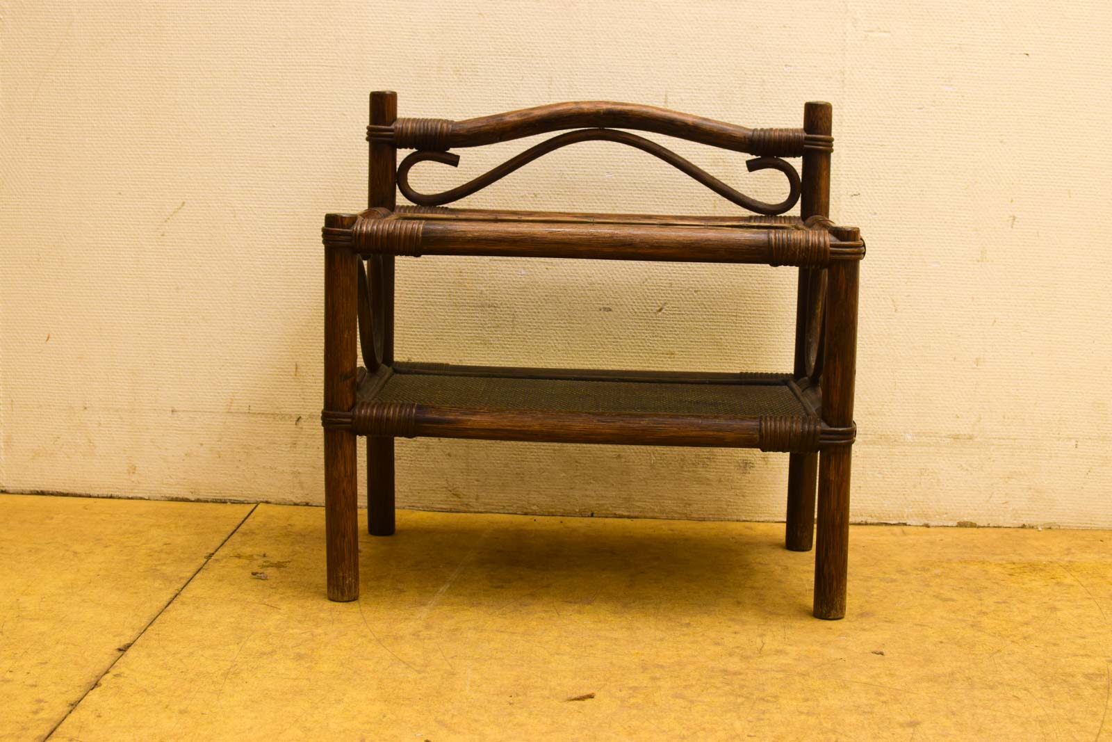 Vintage Kastje met glasplaat  50583