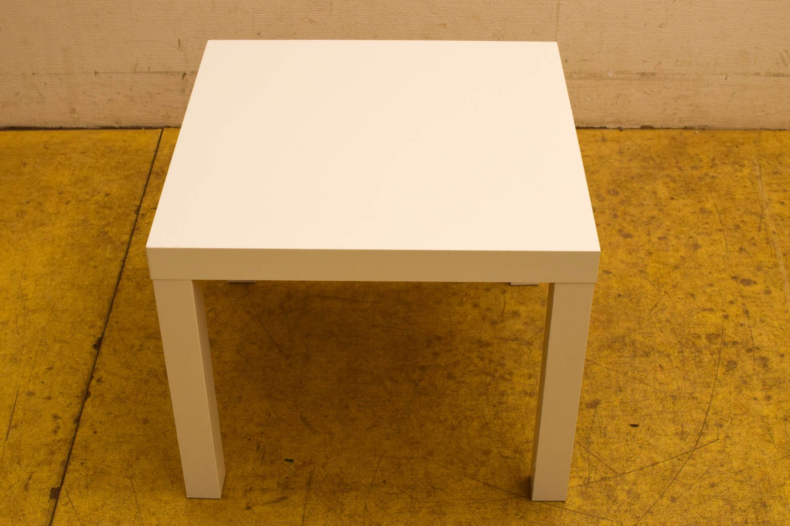 Alternative view of Witte Bijzettafeltje 50600