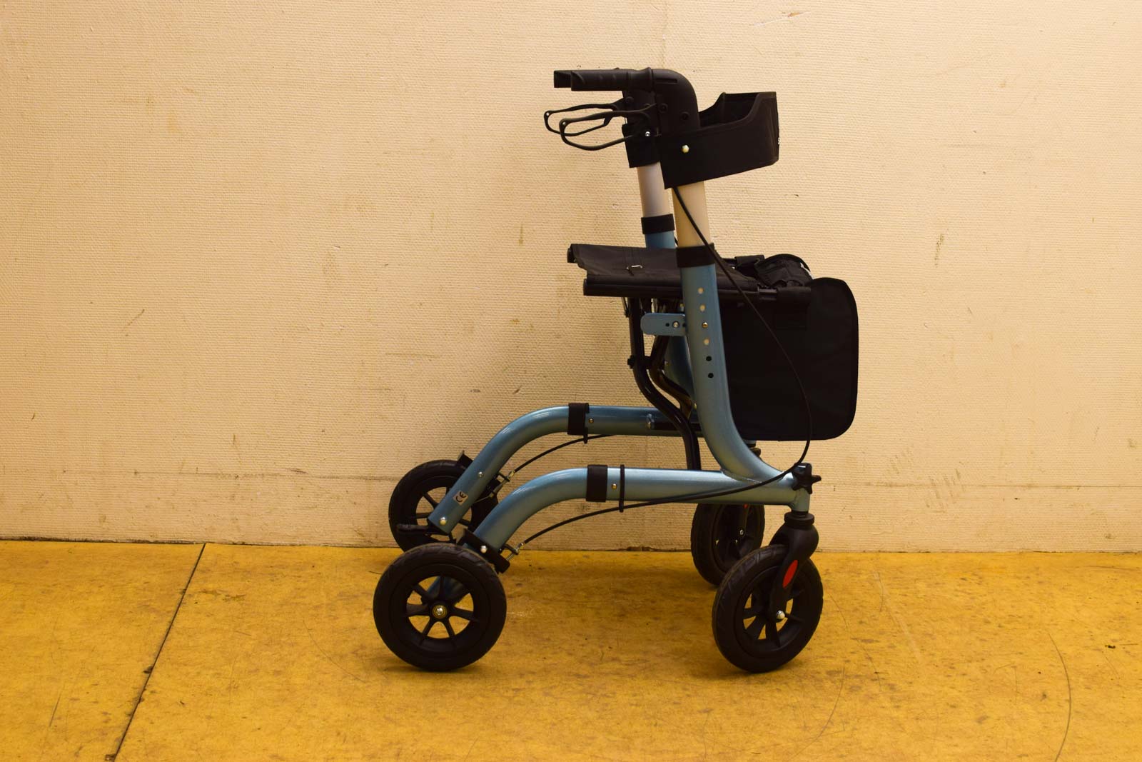 Alternative view of Safe Age Rollator 50621