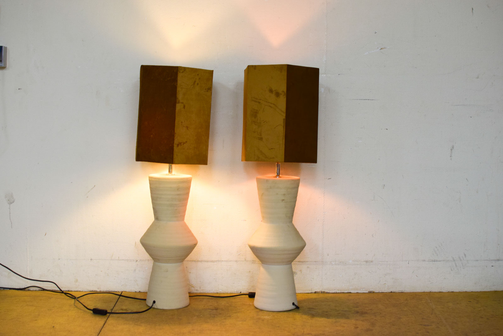 Alternative view of 2 Stuks vloerlampen / Tafellampen  50624