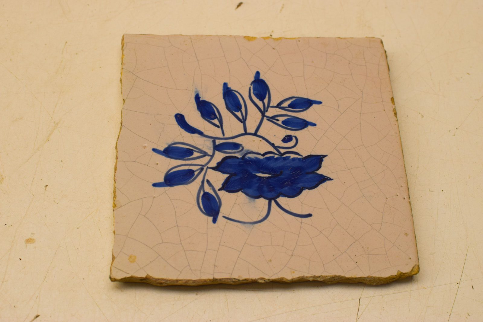 Alternative view of Wandtegel met prent van een bloem  50626