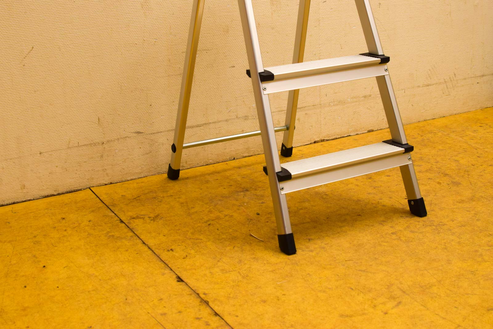 Alternative view of Huishoudtrap 50631