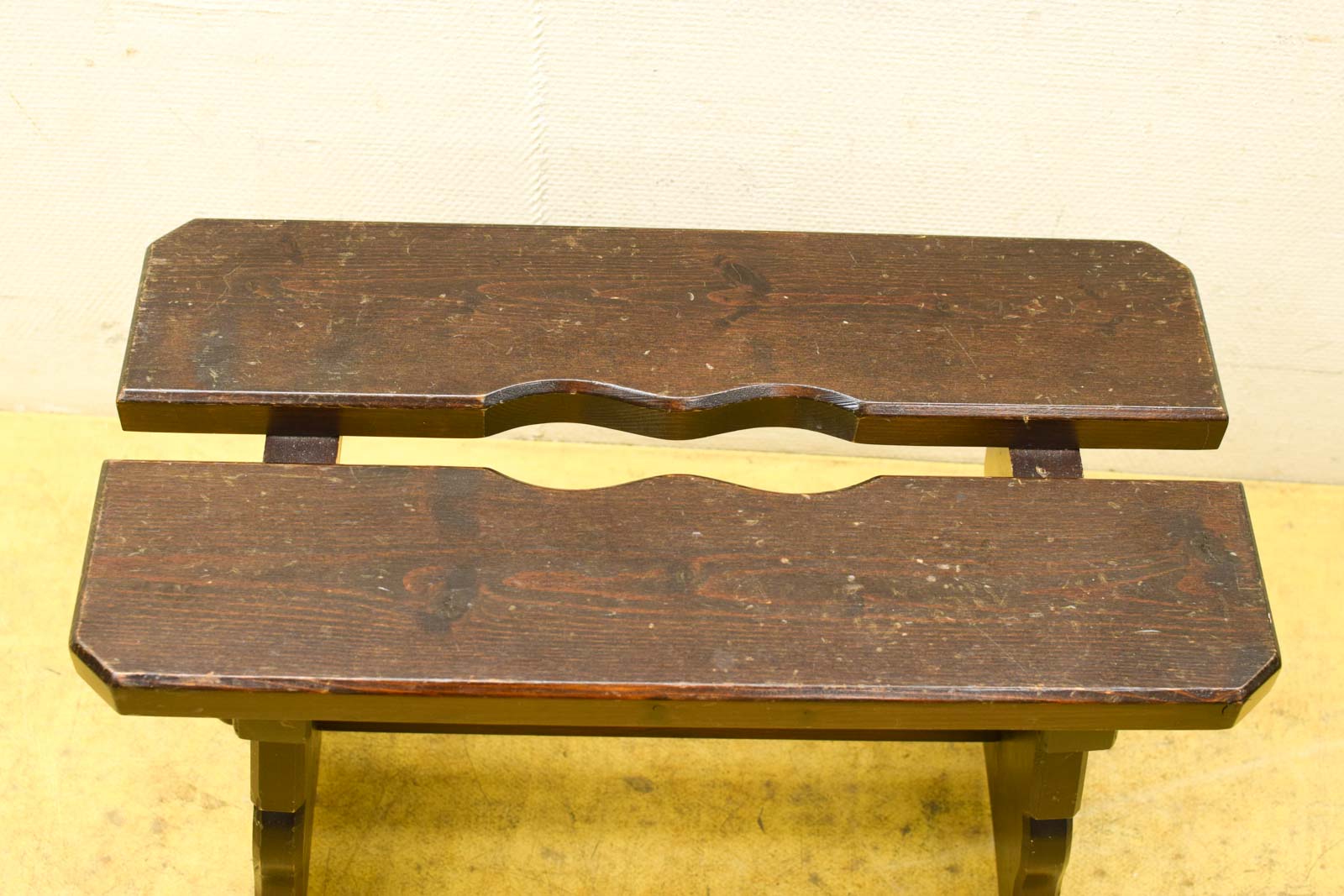 Alternative view of Houten Voetenbankje/krukje 50649